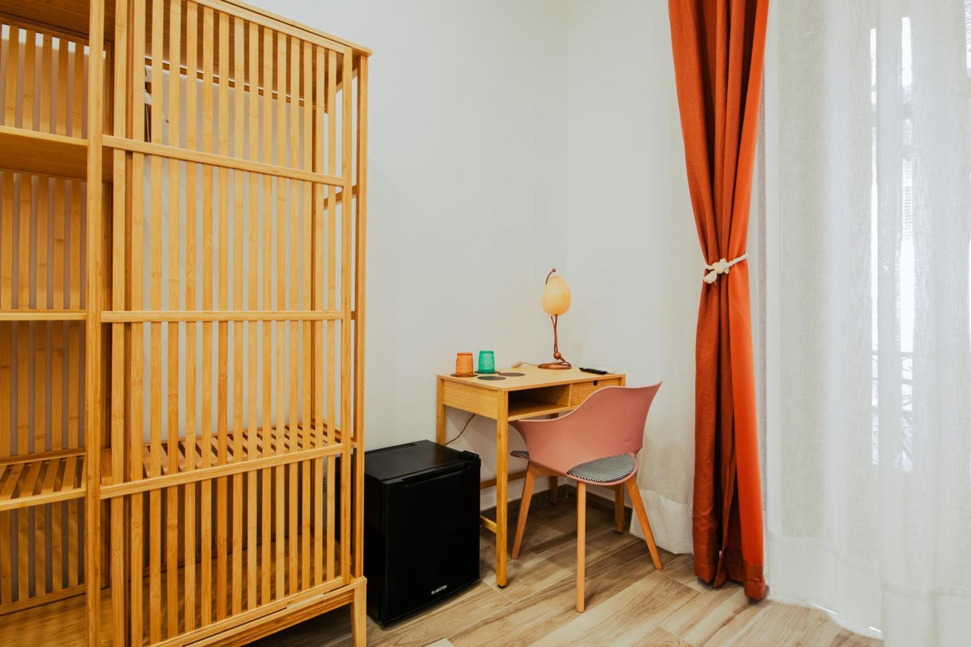 B&B Lara'S Home By I Borbone Napoli Eksteriør billede