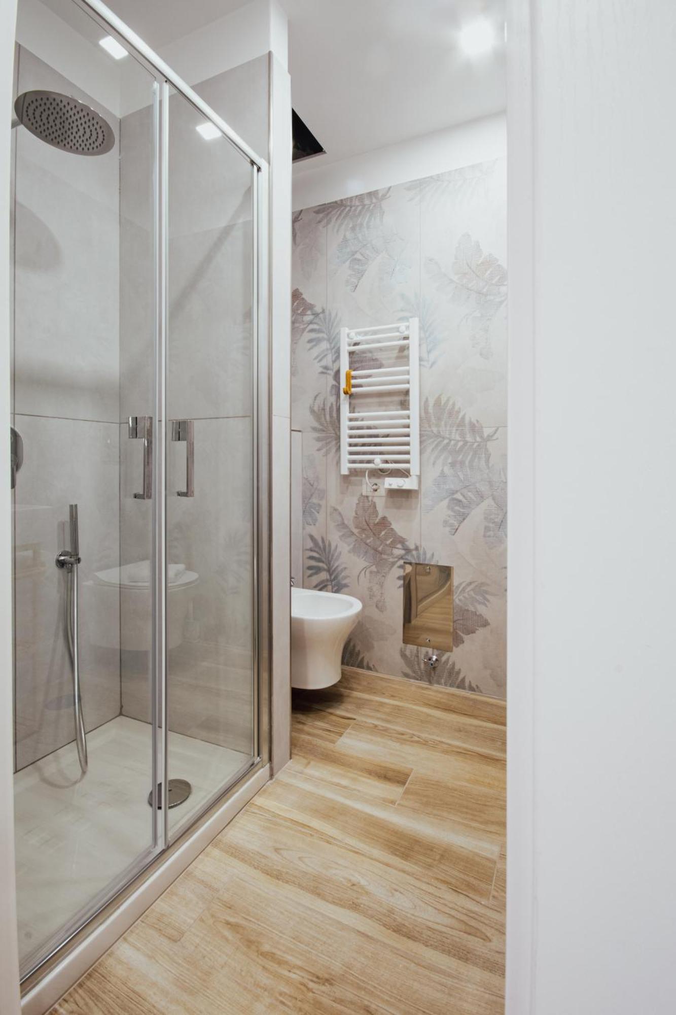B&B Lara'S Home By I Borbone Napoli Eksteriør billede